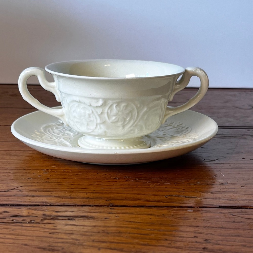 Wedgwood Patrician Creamware Consommé Bowl And Saucer Wonderful Condition